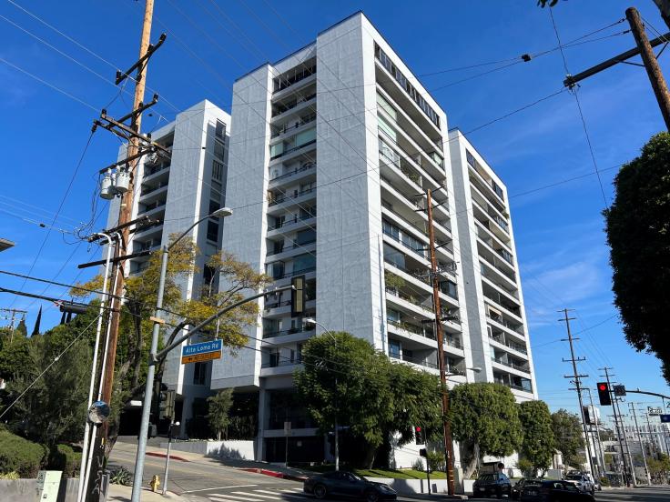 1100 Alta Loma Road