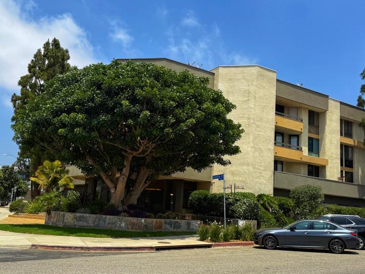 750 South Spaulding Avenue #324