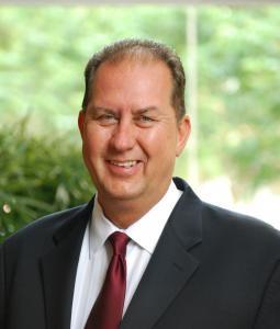 Dean Cullum, Senior Auctioneer/Vice President